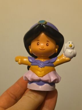 Little People Jasmine Purple and Gold Dress Holding Bird Figure Princess Talker